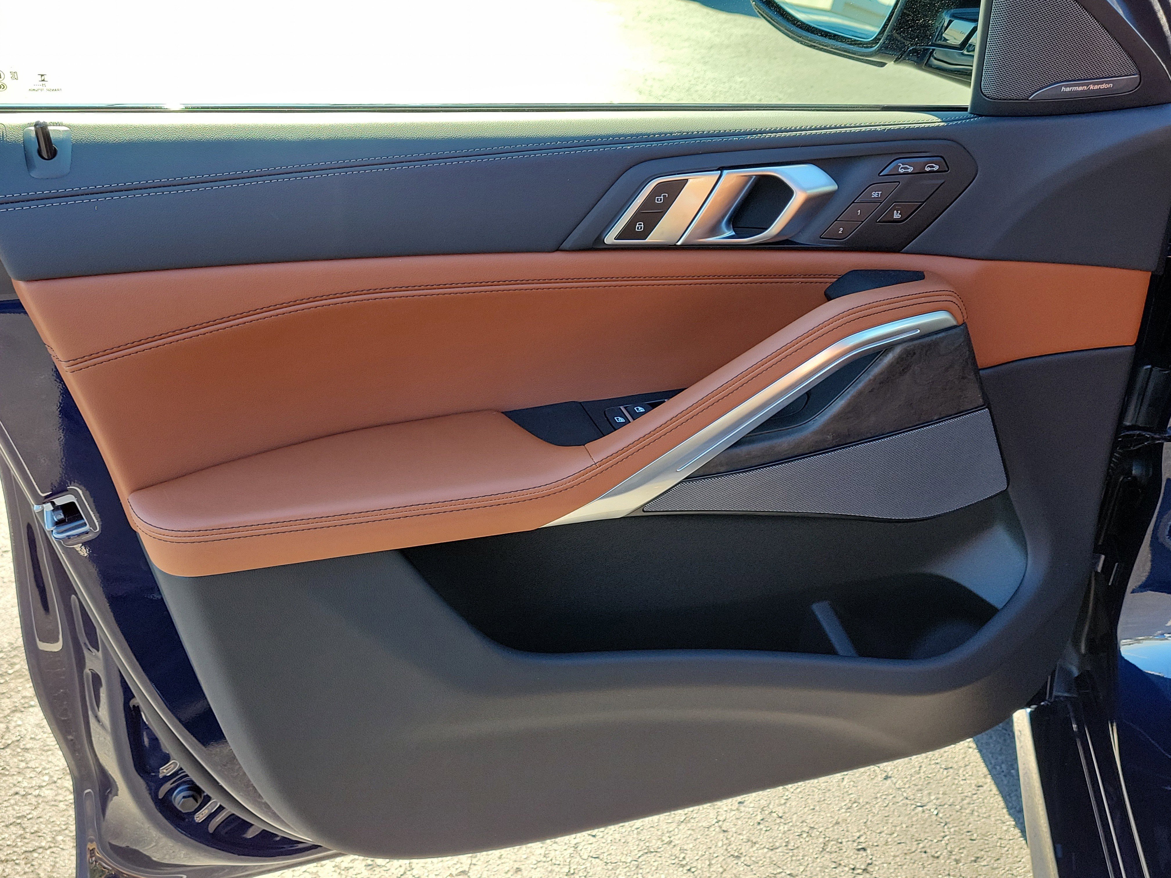 New 2026 BMW X6 xDrive40i w/ Executive Package image 13