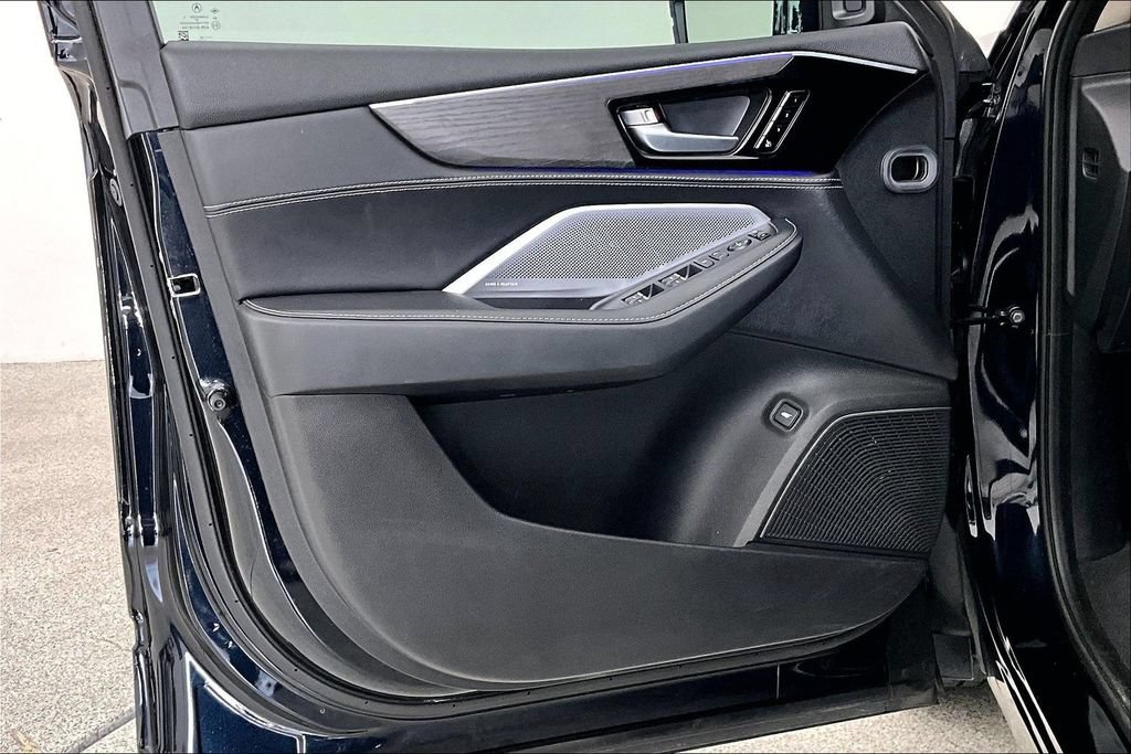 Certified 2025 Acura MDX SH-AWD w/ Advance Package image 23