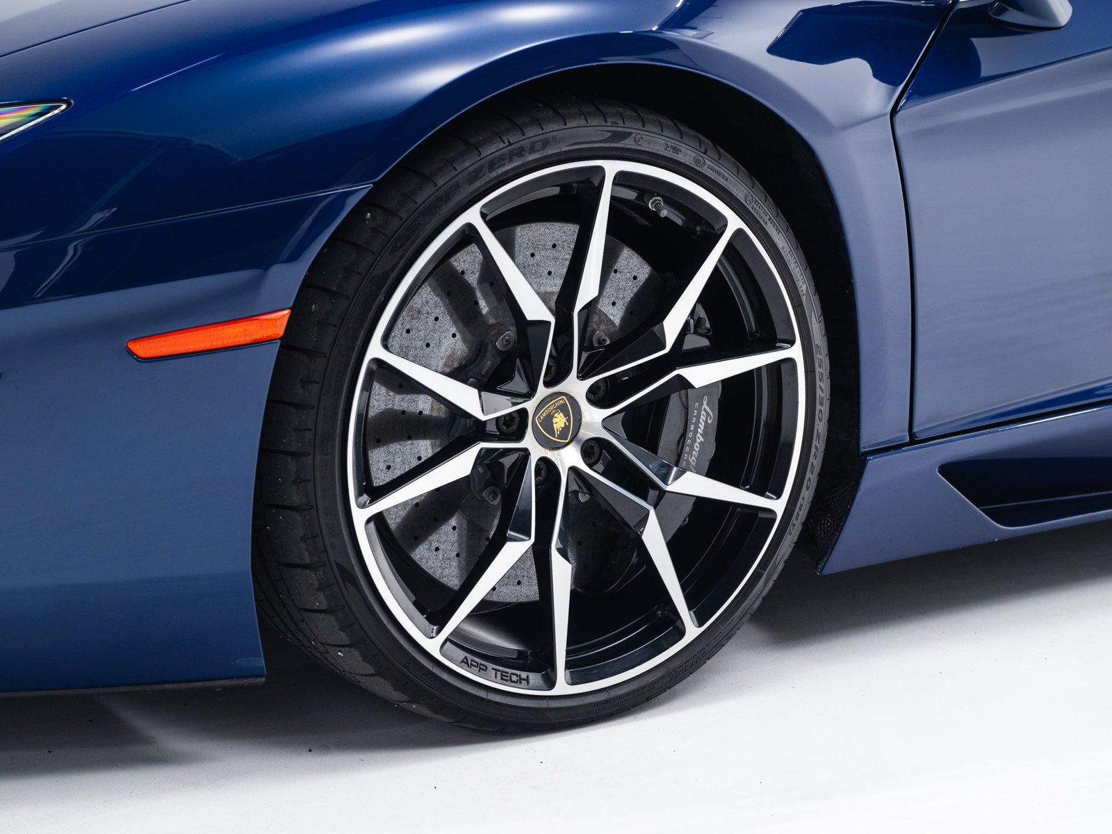 Used 2013 Lamborghini Aventador LP 700-4 AWD/4WD image 23