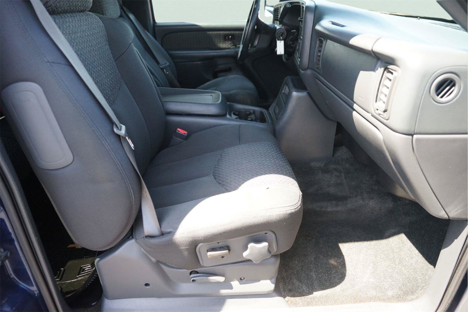 Used 2002 Chevrolet Avalanche 2WD image 18