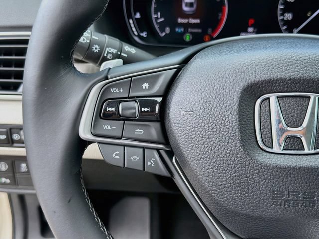 Used 2018 Honda Accord Touring image 36