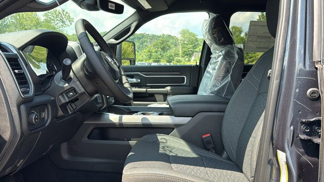New 2026 RAM 2500 Big Horn AWD/4WD image 8