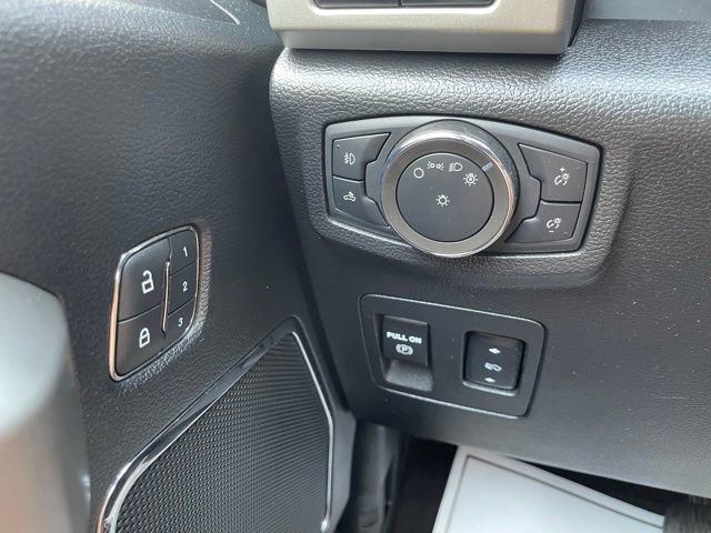 Certified 2020 Ford F150 Lariat w/ Equipment Group 502A Luxury AWD/4WD image 7