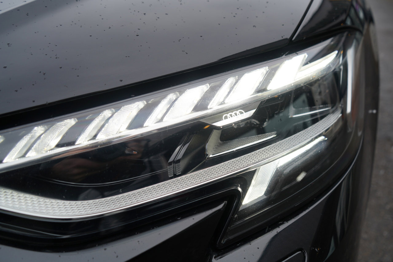 Used 2022 Audi S8 w/ S8 Comfort Plus Package image 79