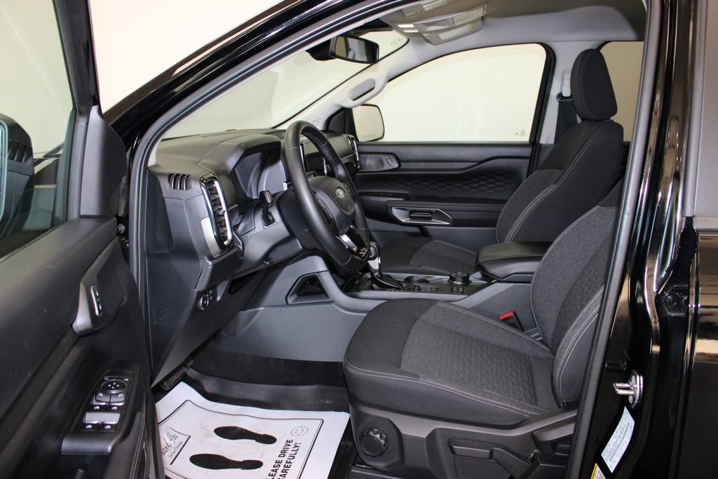 Used 2024 Ford Ranger XLT w/ FX4 Off-Road Package AWD/4WD image 3