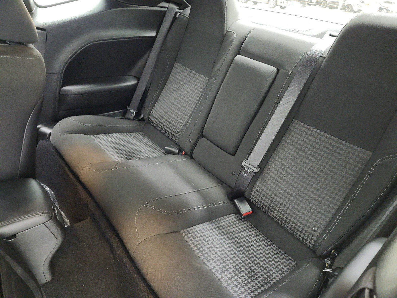 Used 2019 Dodge Challenger SXT RWD image 13