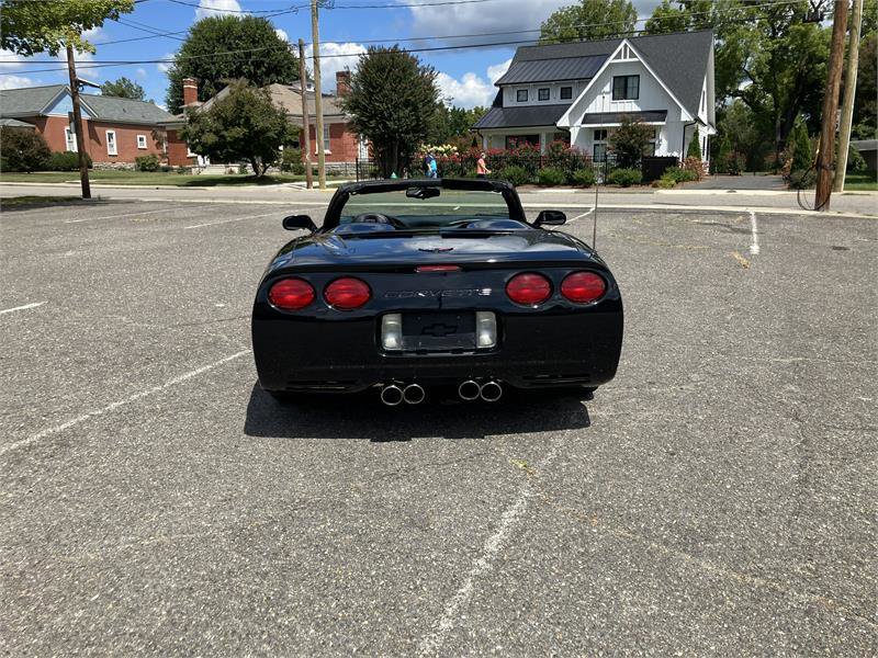 Used 1998 Chevrolet Corvette Convertible image 4