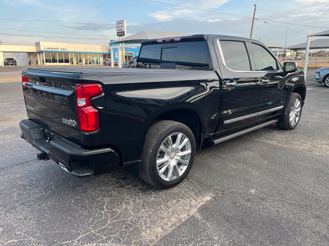 Used 2025 Chevrolet Silverado 1500 High Country AWD/4WD image 6