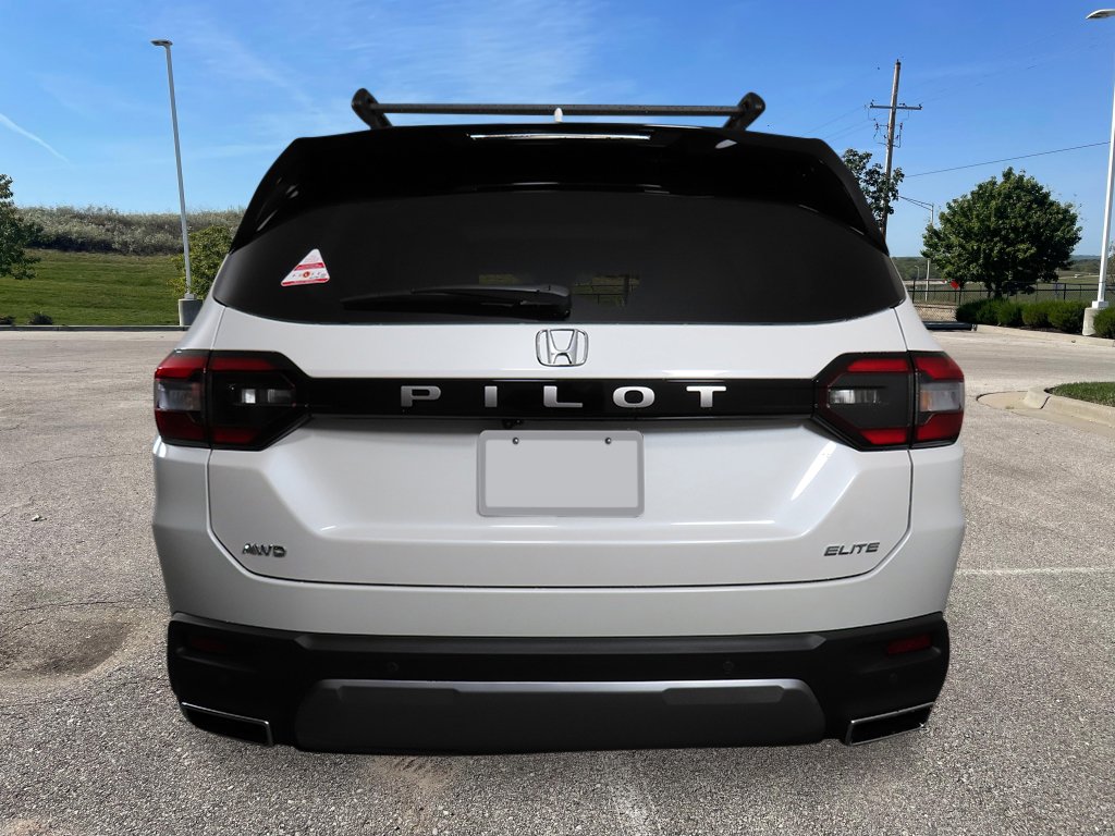 New 2026 Honda Pilot Elite image 4