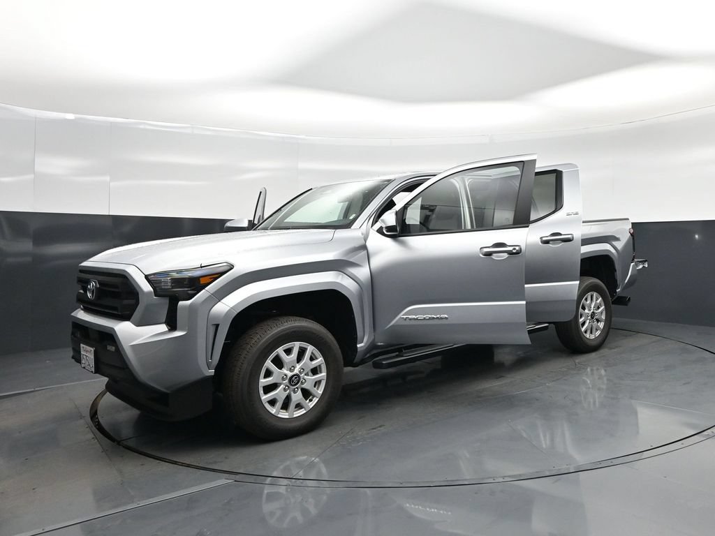 Used 2026 Toyota Tacoma SR5 RWD image 24