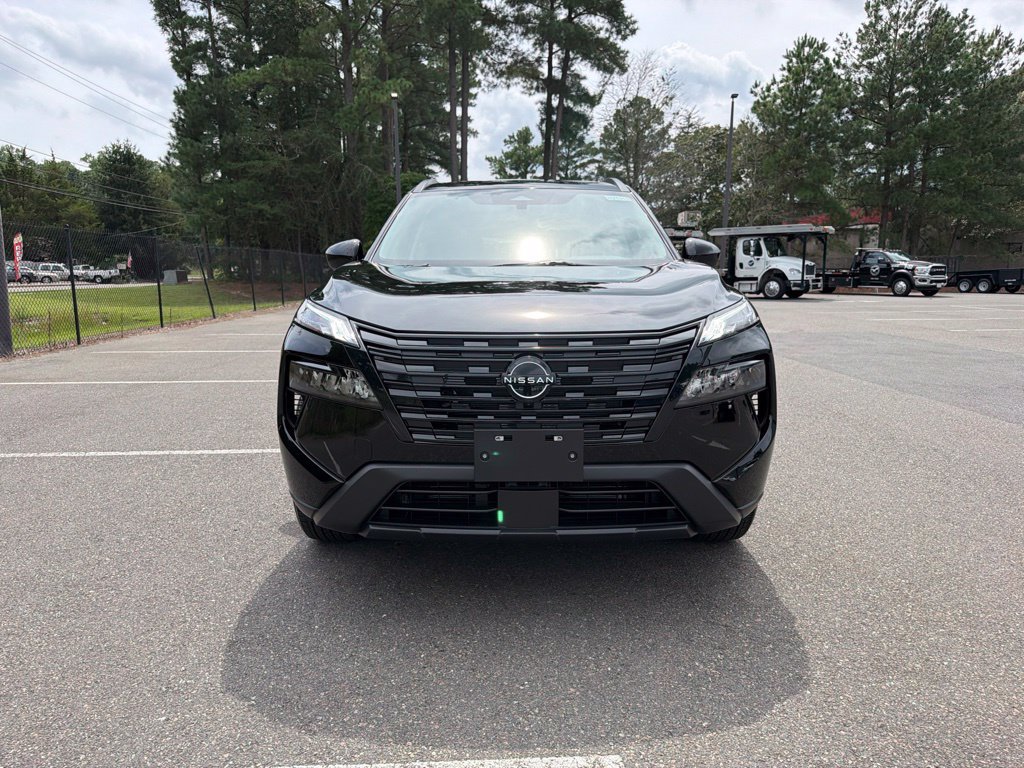 New 2026 Nissan Rogue Dark Armor AWD/4WD image 3