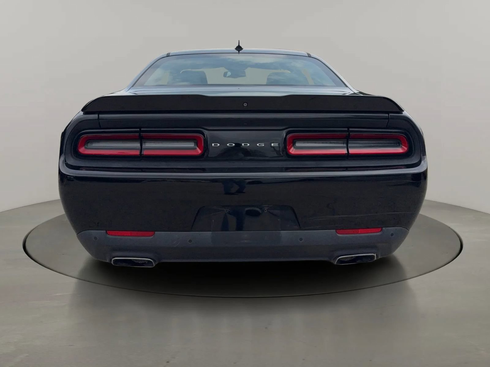 Used 2017 Dodge Challenger GT w/ Driver Convenience Group AWD/4WD image 4