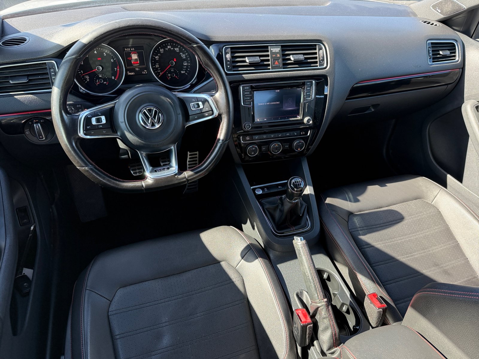 Used 2017 Volkswagen Jetta GLI FWD image 15