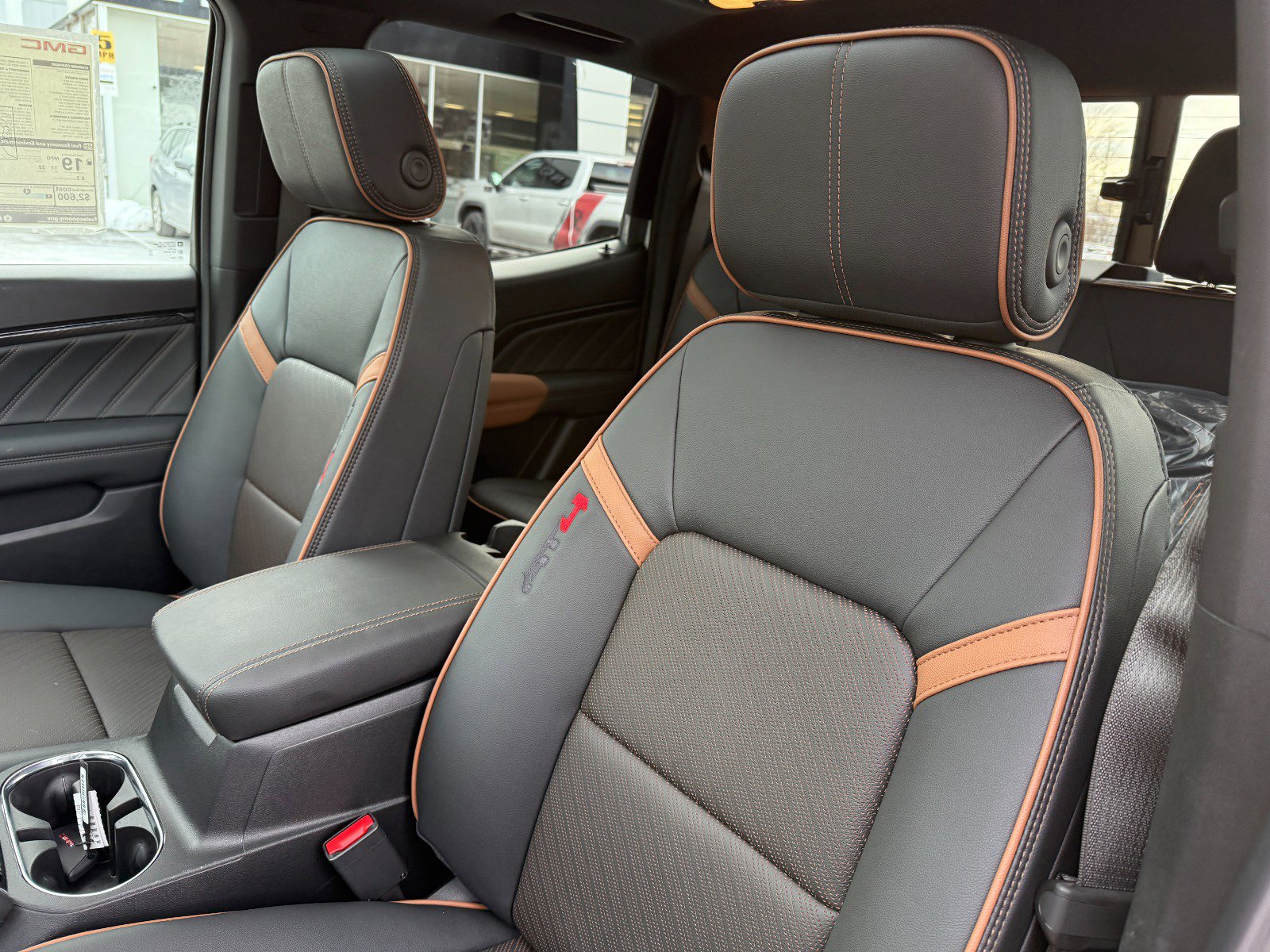 New 2026 GMC Canyon AT4 w/ Technology Plus Package image 14