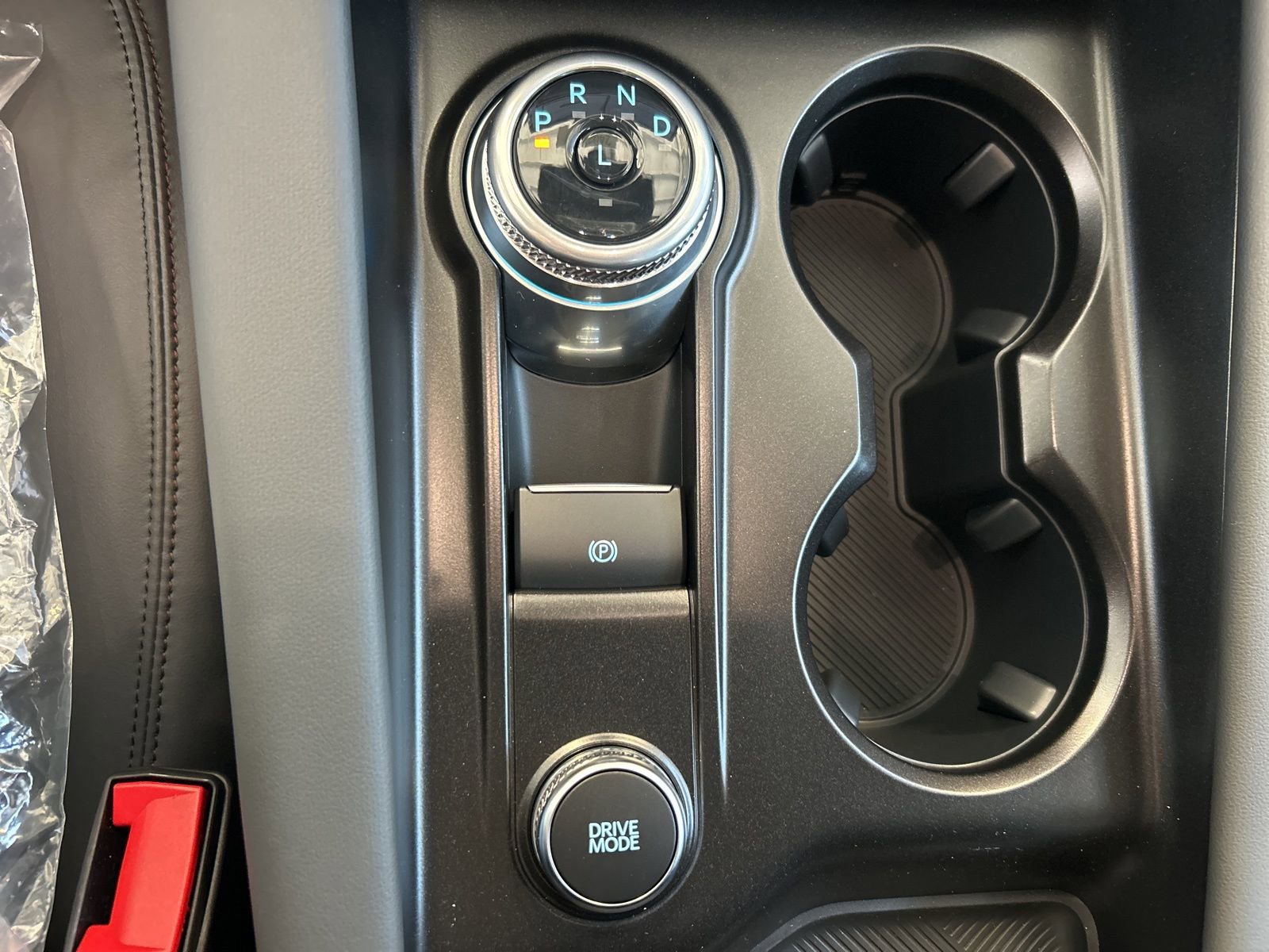 New 2026 Ford Explorer Active w/ Active Comfort Package image 26