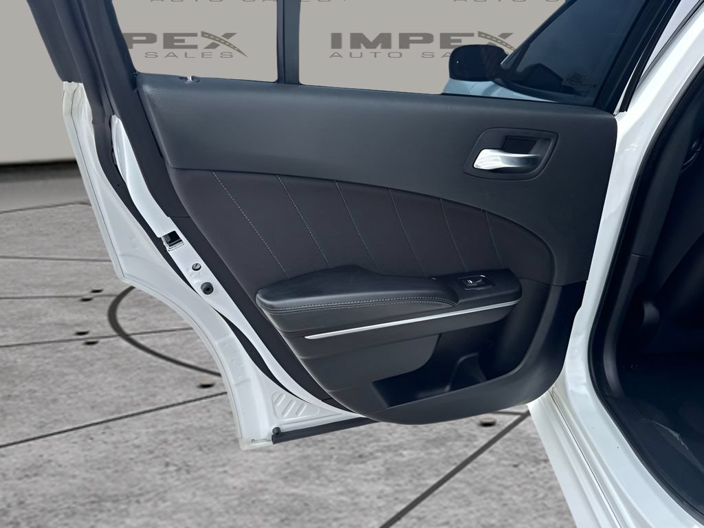 Used 2021 Dodge Charger R/T w/ Driver Convenience Group RWD image 26
