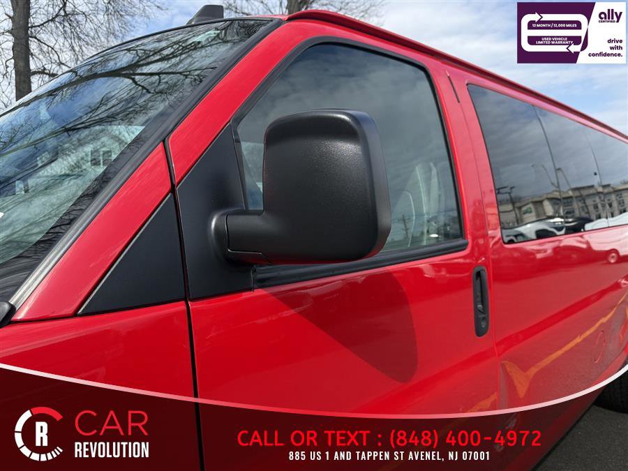 Used 2020 Chevrolet Express 3500 LS image 24