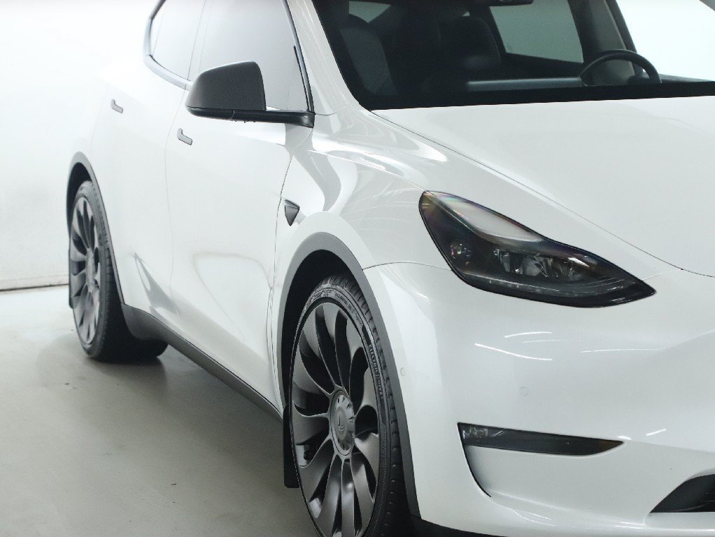 Used 2022 Tesla Model Y Performance AWD/4WD image 8
