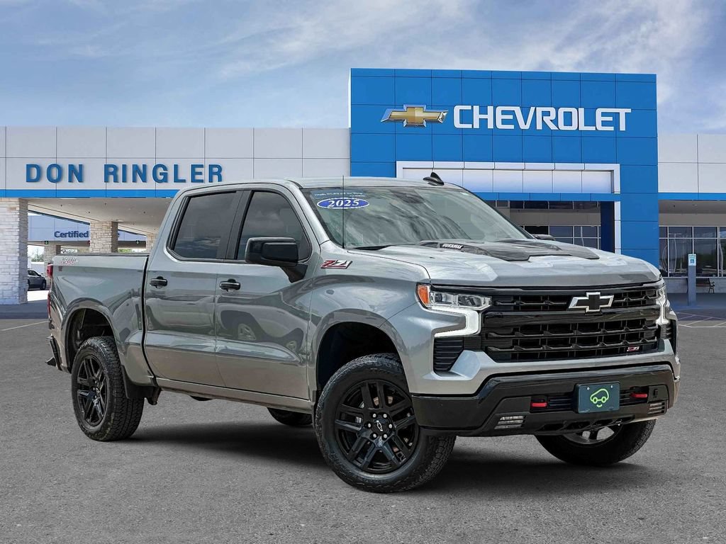 Used 2025 Chevrolet Silverado 1500 LT Trail Boss w/ Convenience Package II AWD/4WD image 1