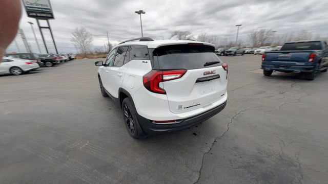 Used 2022 GMC Terrain SLE w/ Driver Convenience Package image 7