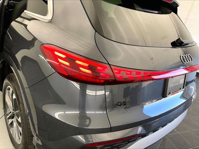Certified 2025 Audi Q5 Premium w/ Convenience Package AWD/4WD image 29