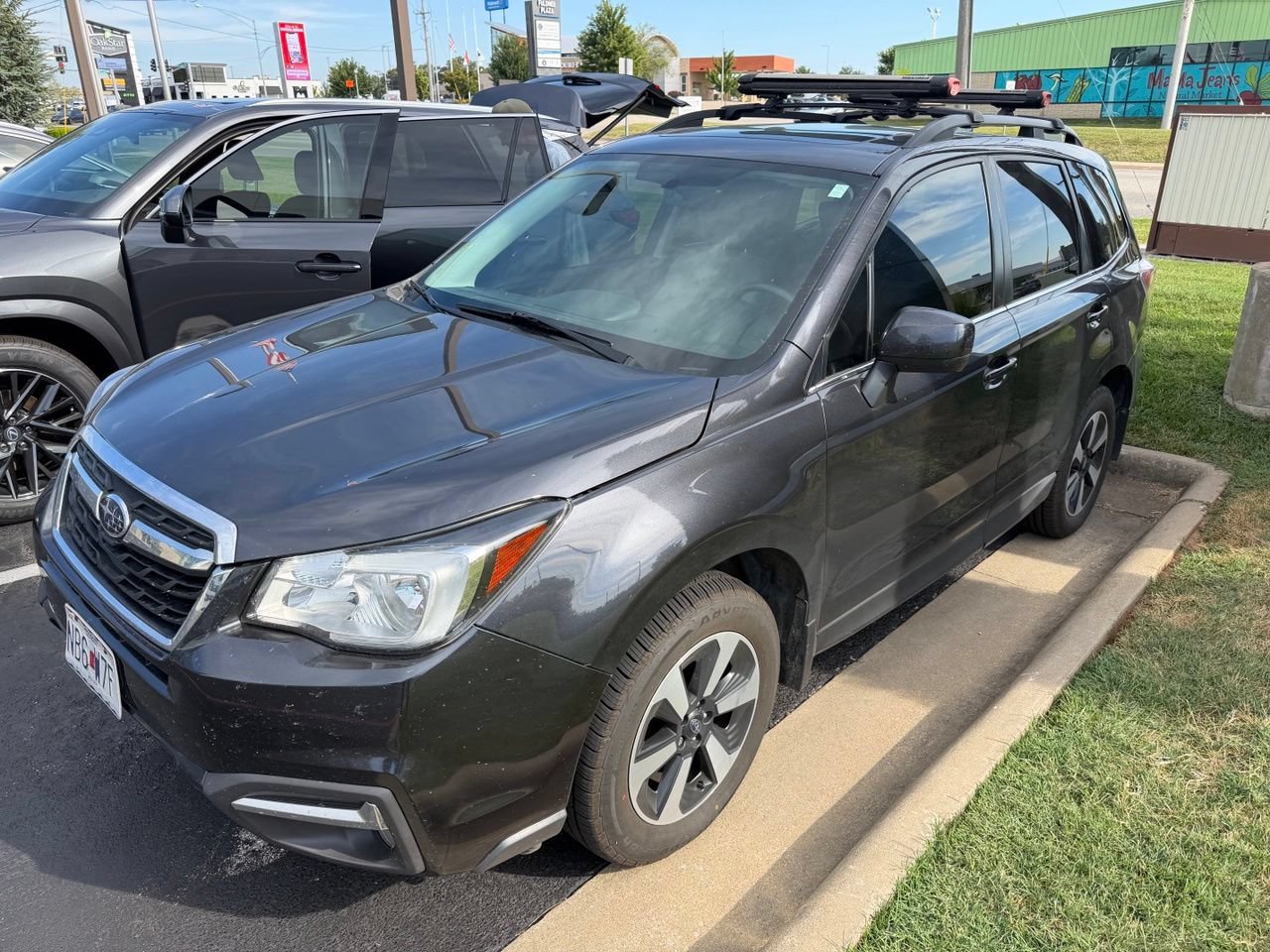 Used 2017 Subaru Forester 2.5i Limited w/ Rugged Package #2 AWD/4WD image 2