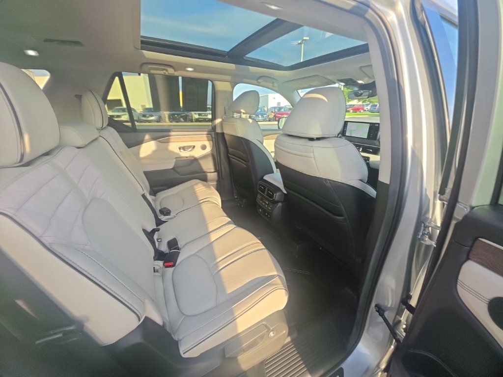 Certified 2026 Honda Pilot Elite image 31