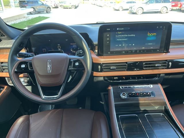 Used 2026 Lincoln Aviator Reserve image 17
