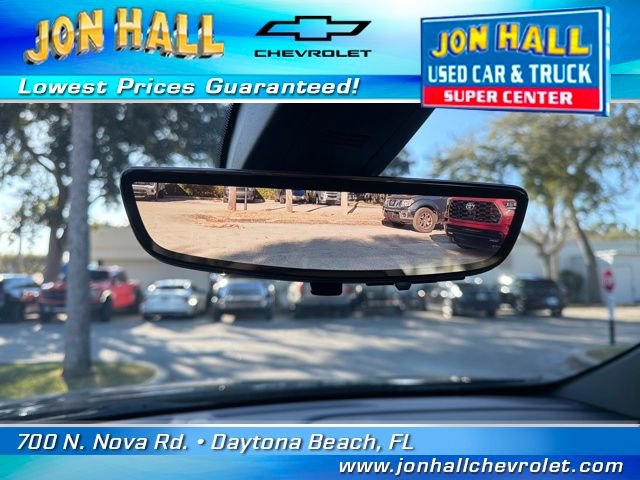 Used 2023 Chevrolet Traverse High Country w/ LPO, Roadside Safety Package image 32