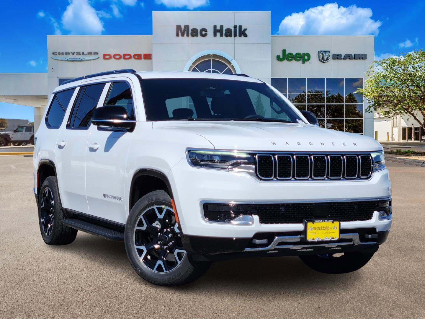 New 2025 Jeep Wagoneer 2WD w/ Convenience Group I