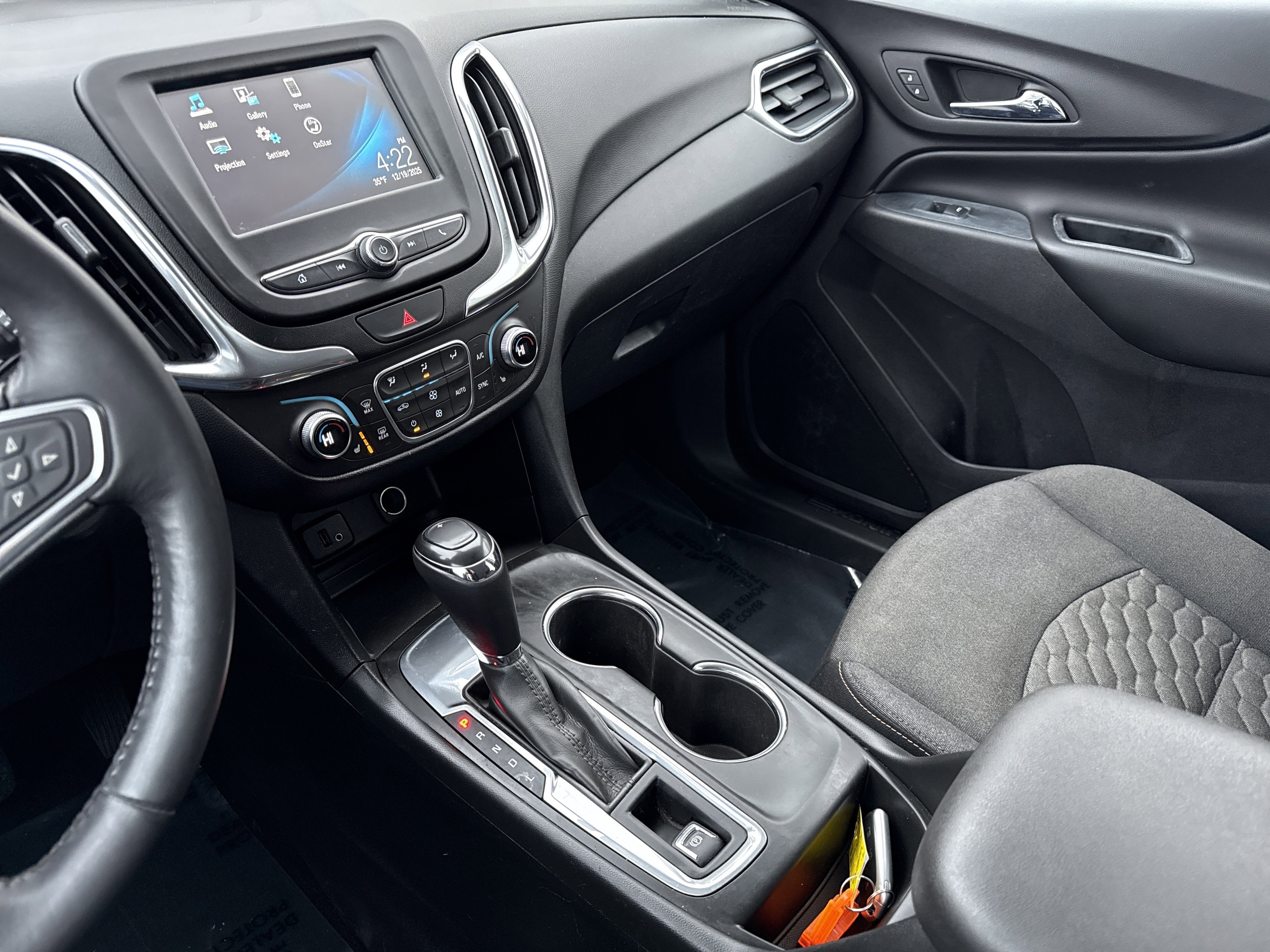 Used 2018 Chevrolet Equinox LT image 25