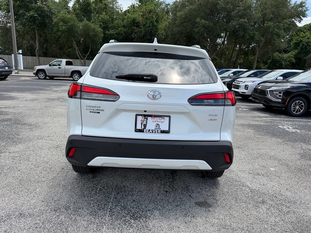 Used 2023 Toyota Corolla Cross XLE w/ Convenience Package AWD/4WD image 8