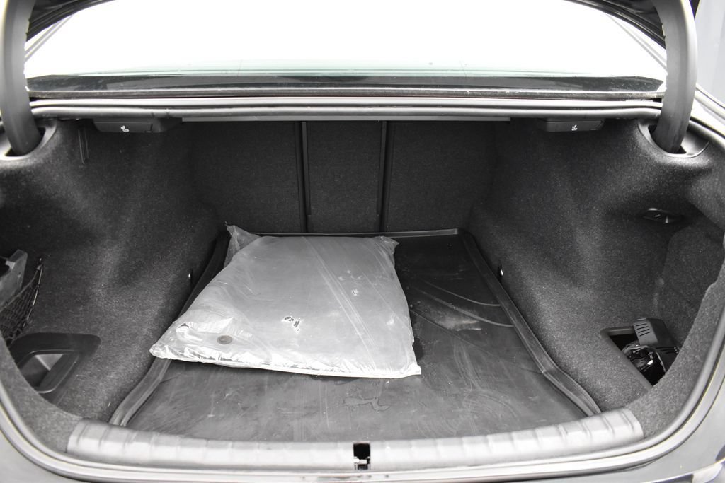 Used 2021 BMW 540i w/ M Sport Package RWD image 13