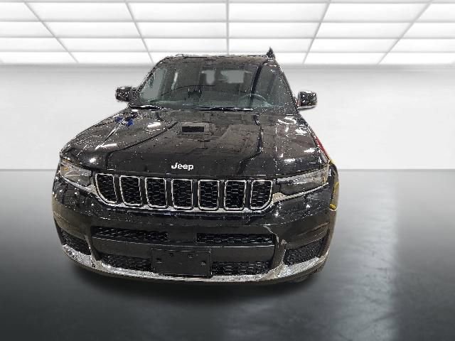 Used 2024 Jeep Grand Cherokee L Laredo AWD/4WD image 9