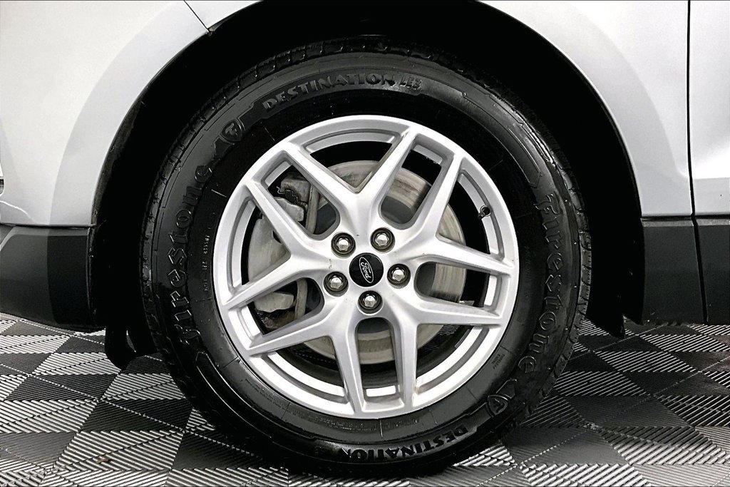 Used 2024 Ford Edge SEL w/ Convenience Package AWD/4WD image 8