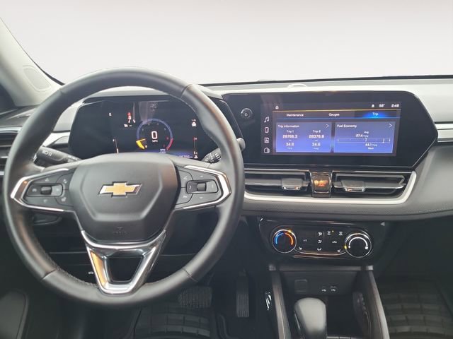 Used 2024 Chevrolet TrailBlazer LT w/ LT Cold Weather Package image 14