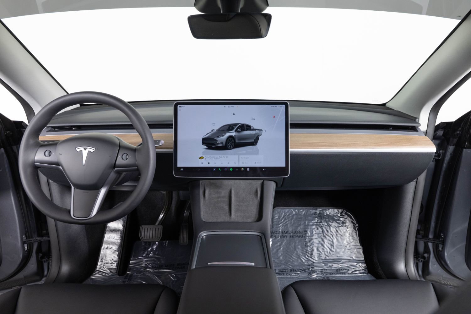 Used 2025 Tesla Model Y Long Range image 33