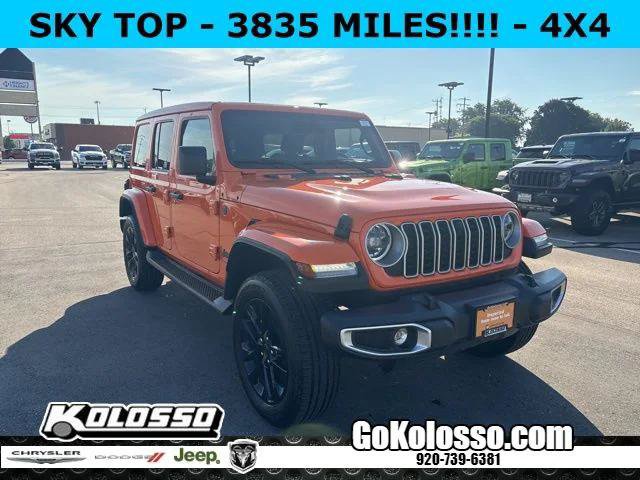 Certified 2025 Jeep Wrangler Unlimited Sahara AWD/4WD image 1