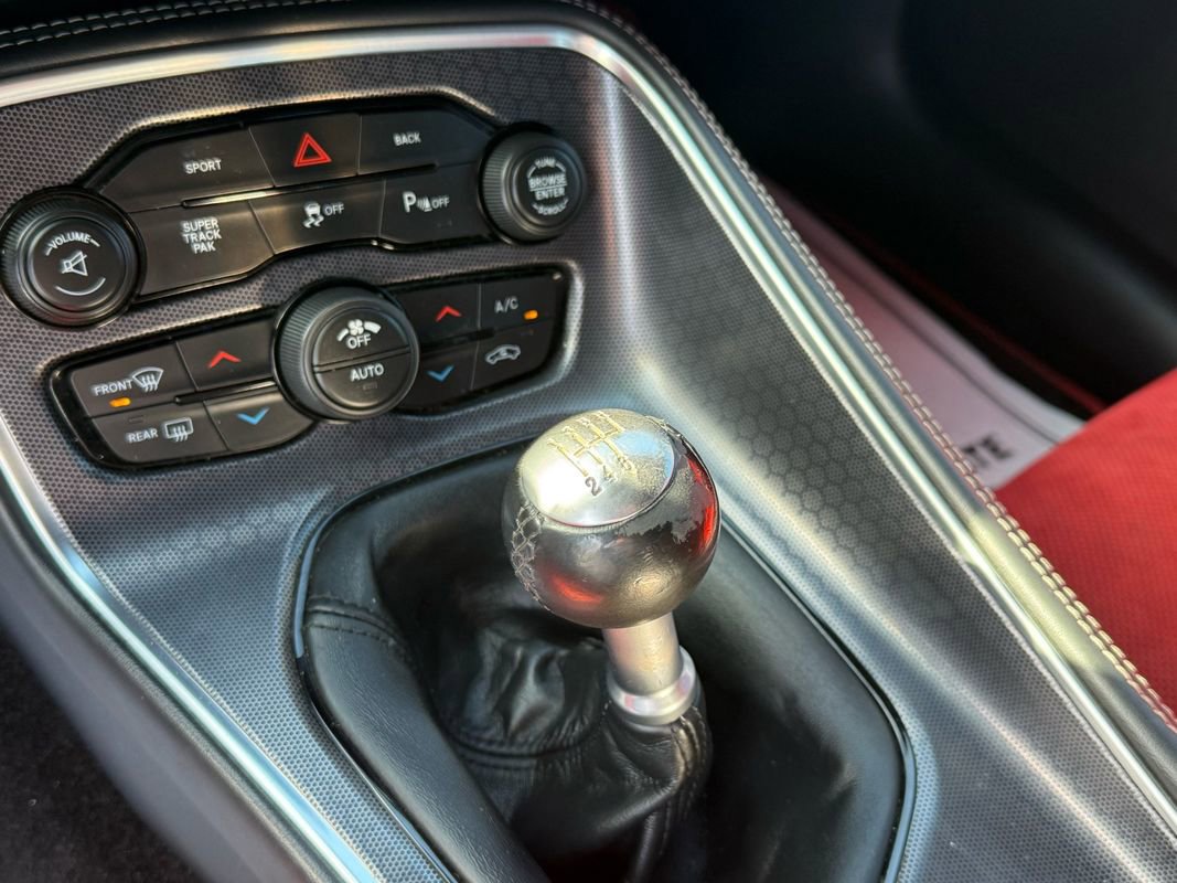 Used 2016 Dodge Challenger R/T Scat Pack image 13