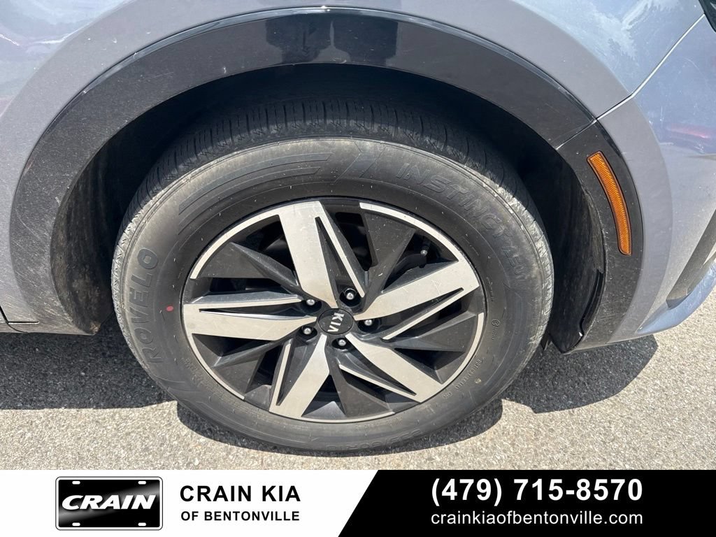 Used 2021 Kia Sorento S w/ Panoramic Sunroof Package FWD image 11