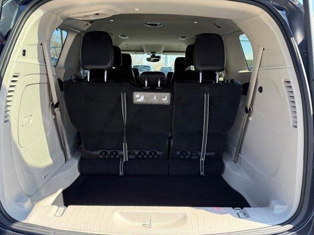 Used 2021 Chrysler Pacifica Touring-L w/ Uconnect Theater Family Group image 32