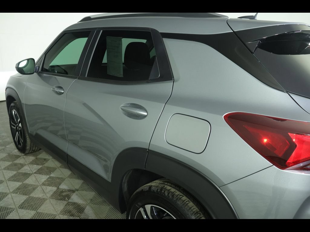 Used 2026 Chevrolet TrailBlazer LT FWD image 17
