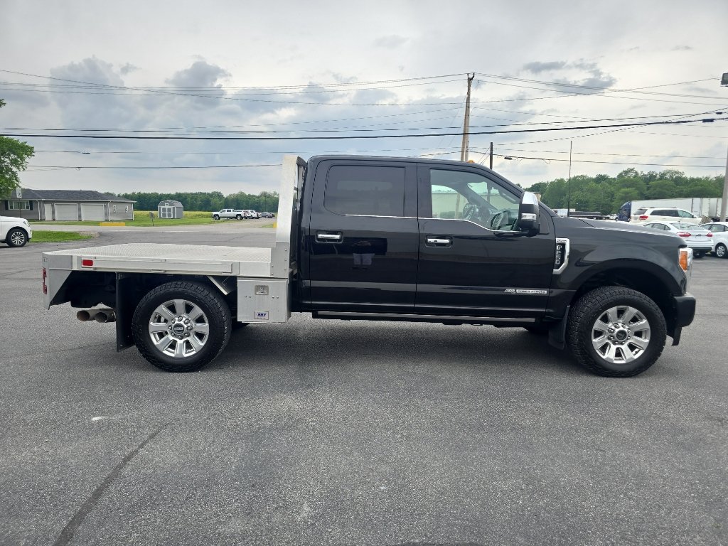 Used 2018 Ford F250 Platinum w/ Platinum Ultimate Package AWD/4WD image 2