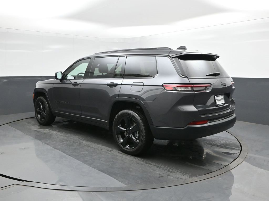 New 2025 Jeep Grand Cherokee L Limited w/ Black Appearance Package image 5