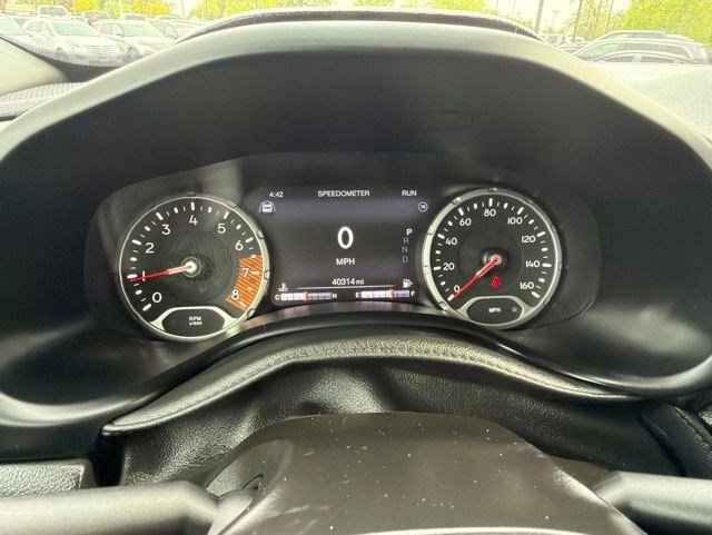 Used 2021 Jeep Renegade Latitude AWD/4WD image 26