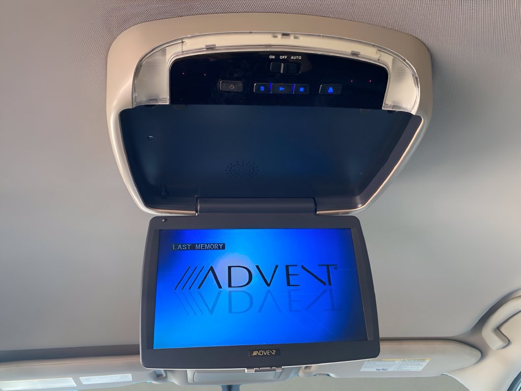 Used 2015 Nissan Pathfinder S FWD image 15