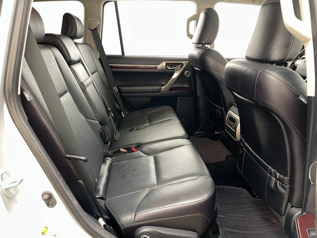 Used 2016 Lexus GX 460 Luxury image 48