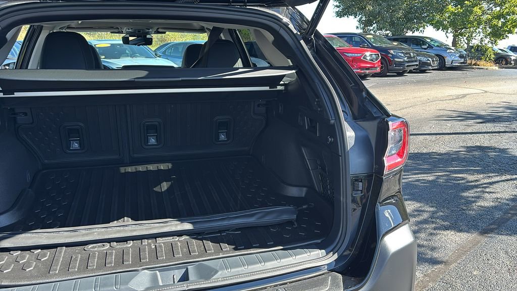 Used 2025 Subaru Outback Touring w/ Popular Package #2 image 34