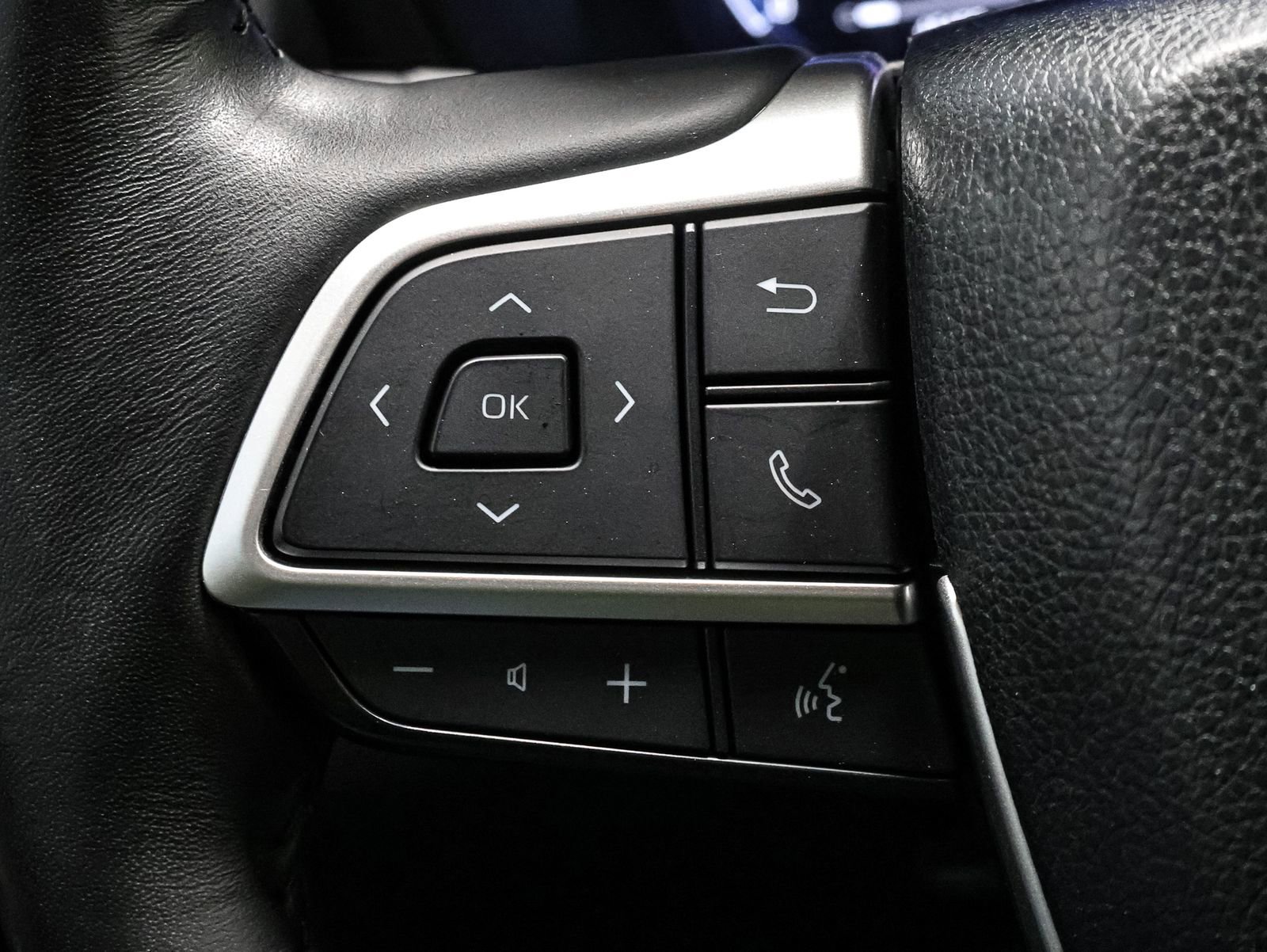 Used 2024 Toyota Grand Highlander Limited image 35