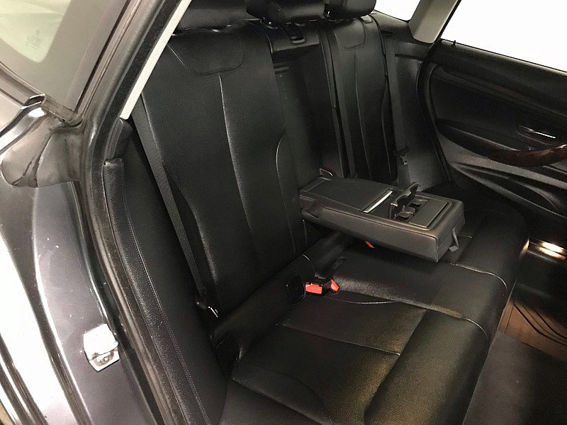 Used 2015 BMW 328i Gran Turismo xDrive w/ Premium Package image 17